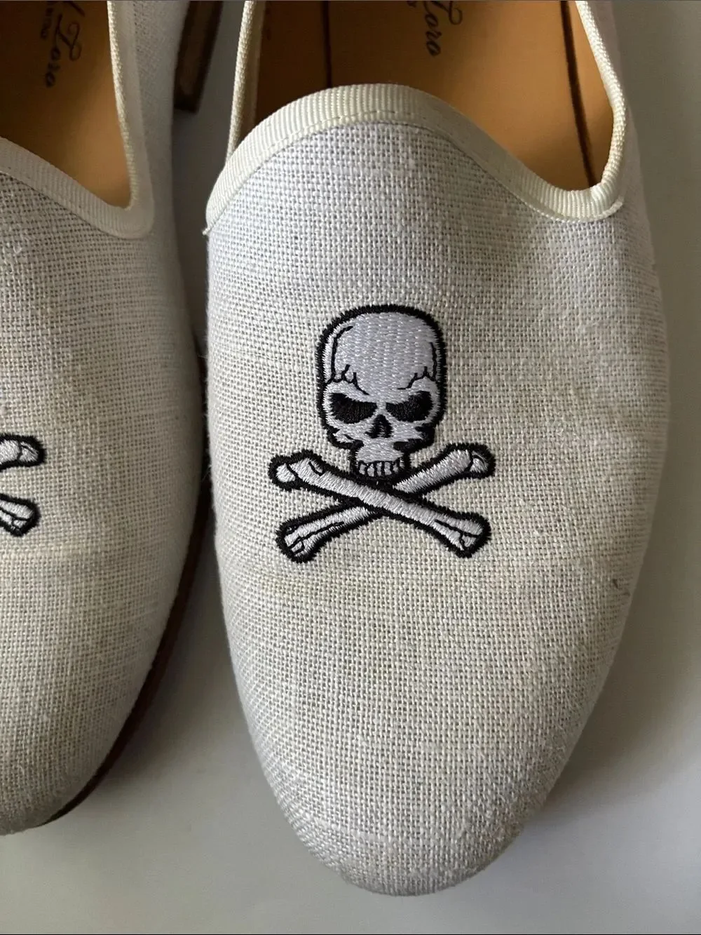 Del Toro cream slip